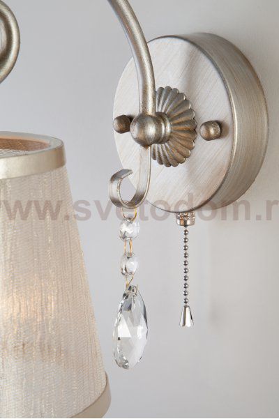 Настенный светильник бра Eurosvet 60065/1 серебро