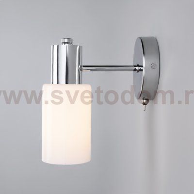 Настенный светильник со стеклянным плафоном 70160/1 хром Eurosvet